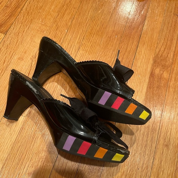 Sonia Rykiel Vintage Patent Leather Bow Slides Size 5.5 - Picture 2 of 7